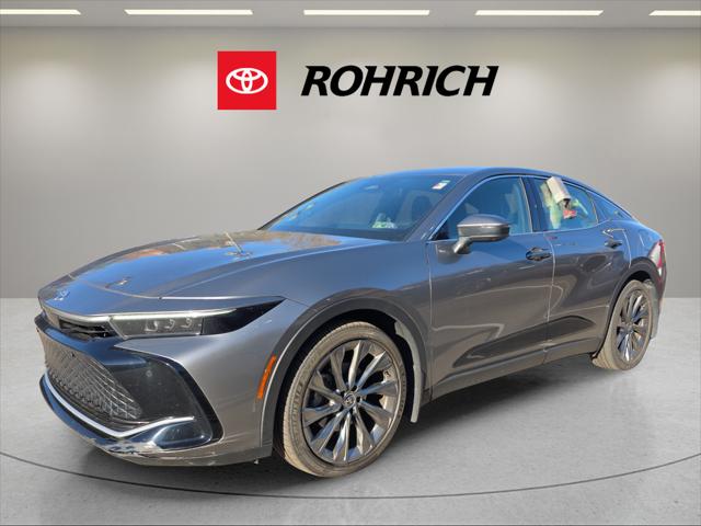 2023 Toyota Crown Limited's photo