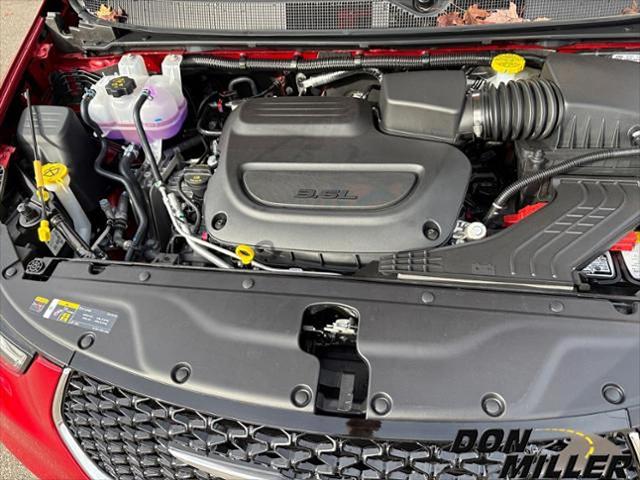 2026 Chrysler Pacifica Select AWD