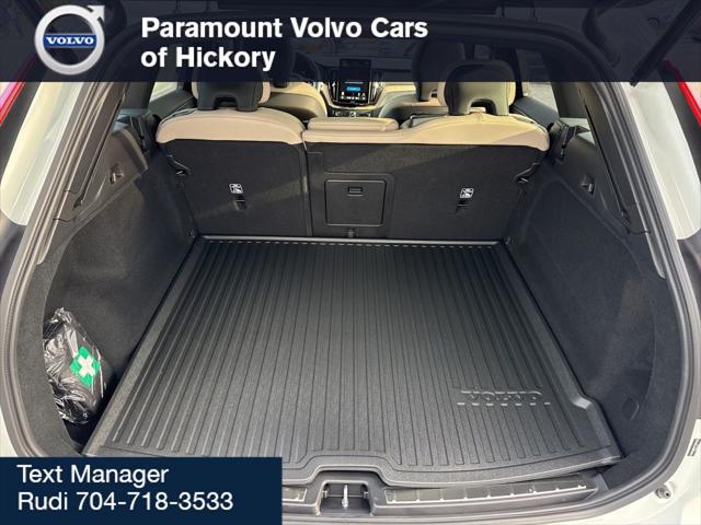 2026 Volvo XC60 B5 Plus