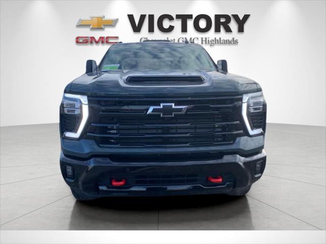 2026 GMC Sierra 2500HD Crew Cab, Standard Bed, SLT, 4WD