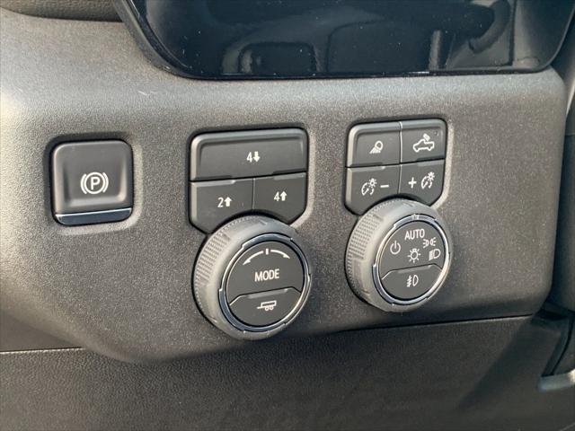 2026 GMC Sierra 2500HD Crew Cab, Standard Bed, SLT, 4WD