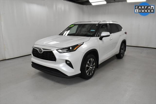 2023 Toyota Highlander XLE 2023 Toyota Highlander XLE