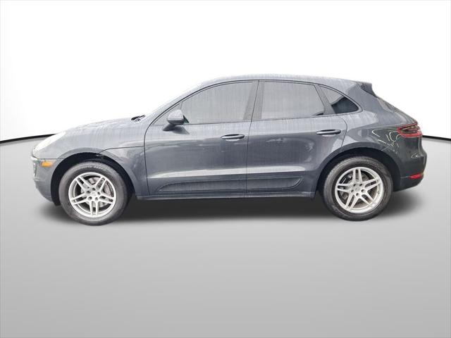 2018 Porsche Macan Base 2018 Porsche Macan Base