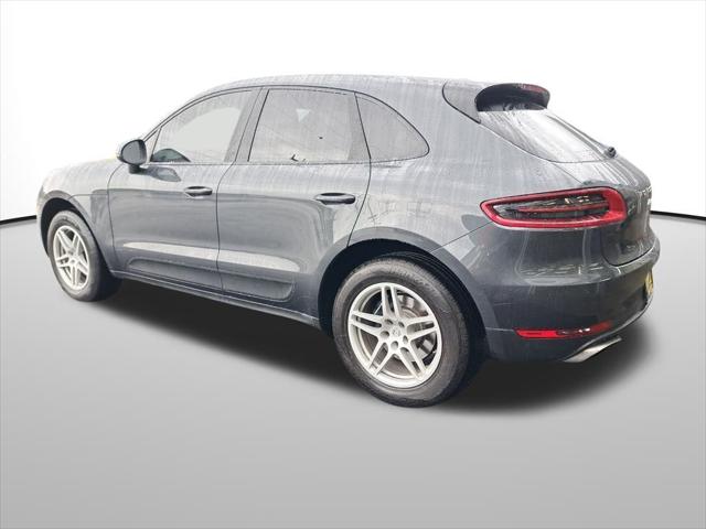 2018 Porsche Macan Base 2018 Porsche Macan Base