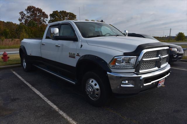 2017 RAM 3500 Laramie Crew Cab 4x4 8 Box 2017 RAM 3500 Laramie Crew Cab 4x4 8 Box