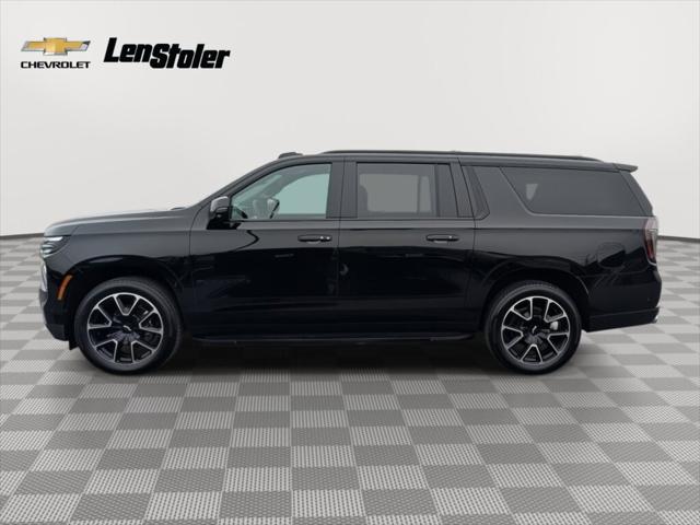 2025 Chevrolet Suburban 4WD RST