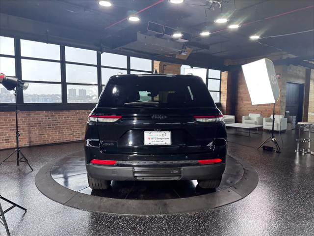 2023 Jeep Grand Cherokee Altitude 4x4