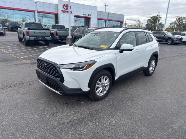 2023 Toyota Corolla Cross LE