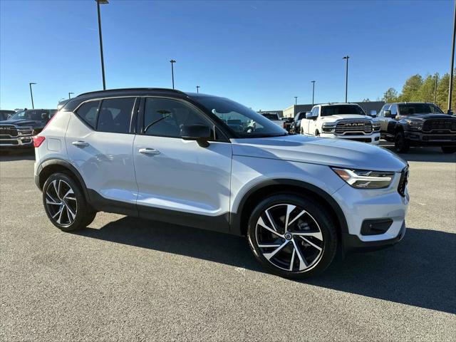 2021 Volvo XC40 T5 R-Design 2021 Volvo XC40 T5 R-Design