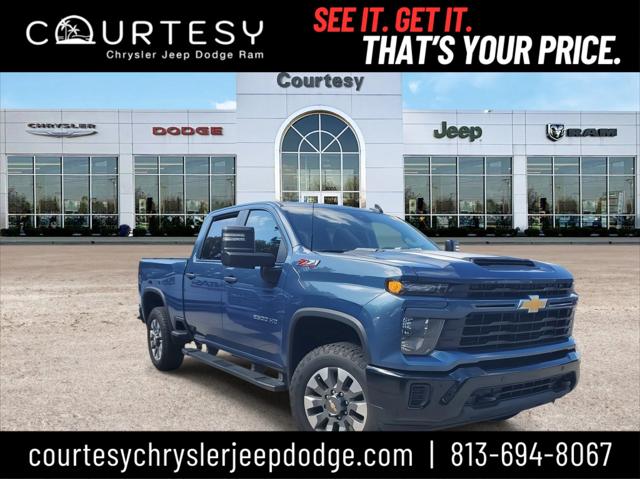 2025 Chevrolet Silverado 2500HD 4WD Crew Cab Standard Bed Custom
