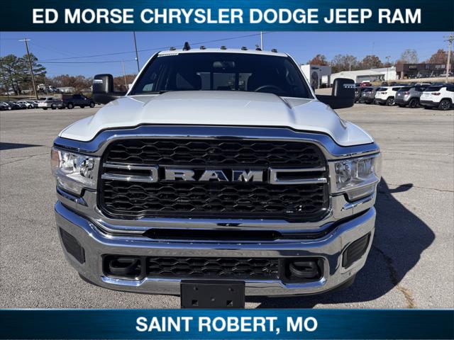 2024 RAM 3500 Tradesman Crew Cab 4x4 8 Box 2024 RAM 3500 Tradesman Crew Cab 4x4 8 Box