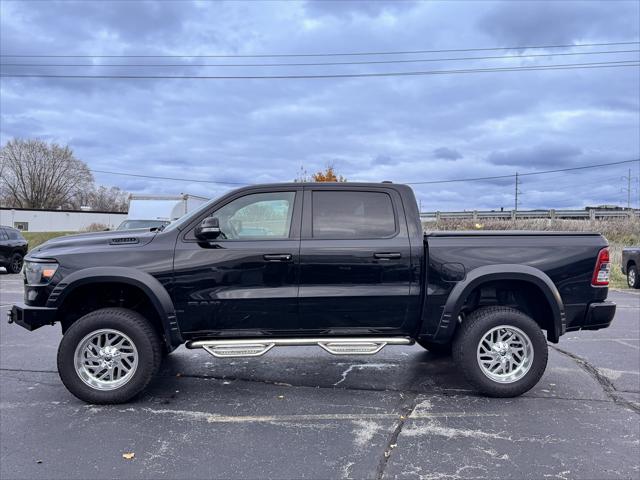 2021 RAM 1500 Big Horn Crew Cab 4x4 57 Box