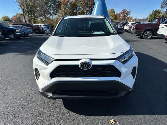 2021 Toyota RAV4 LE 2021 Toyota RAV4 LE