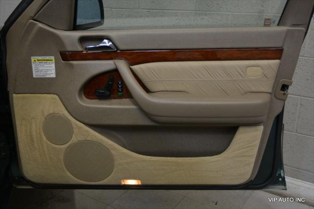 1998 Mercedes-Benz S 320 S320 4dr Sedan 3.2L LWB