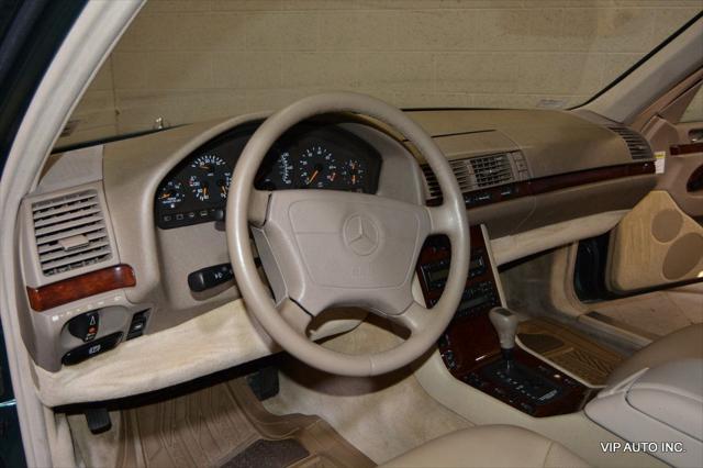 1998 Mercedes-Benz S 320 S320 4dr Sedan 3.2L LWB