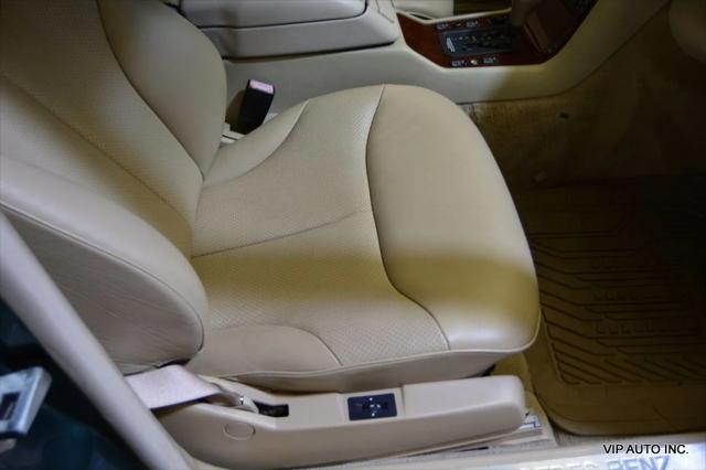 1998 Mercedes-Benz S 320 S320 4dr Sedan 3.2L LWB