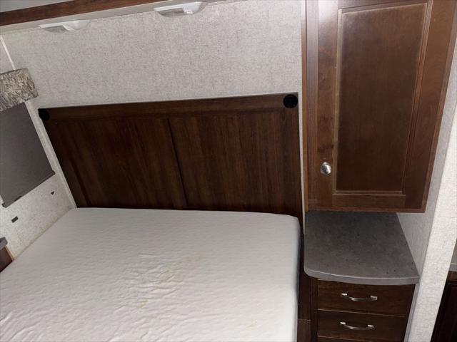 2017 Ford E-450 Cutaway 3050S
