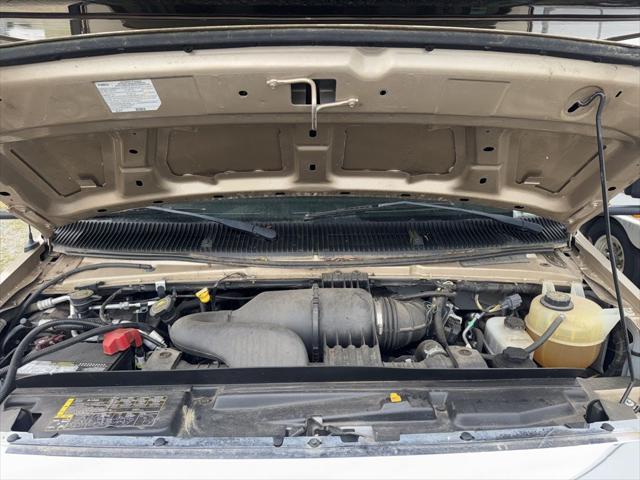 2017 Ford E-450 Cutaway 3050S