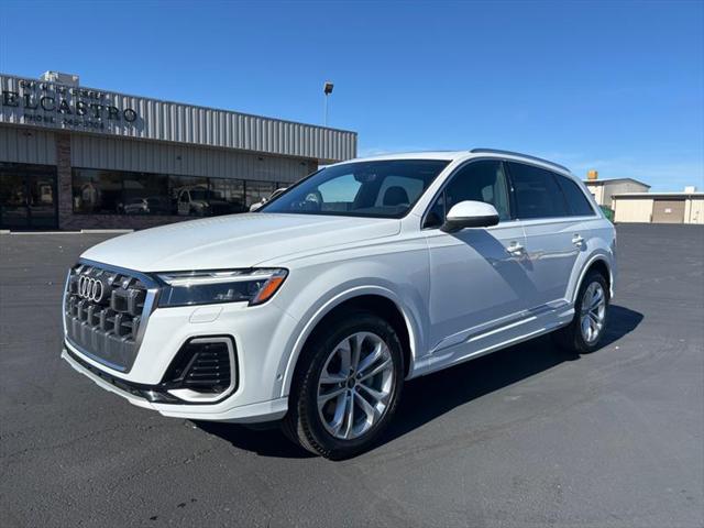 2025 Audi Q7 Premium 45 TFSI quattro Tiptronic