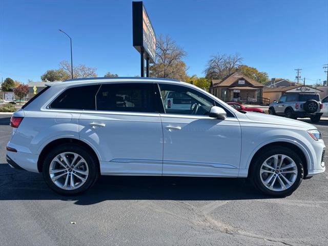 2025 Audi Q7 Premium 45 TFSI quattro Tiptronic