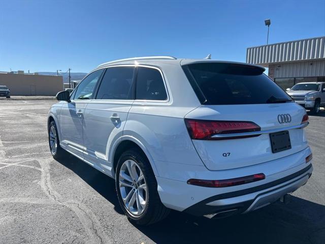 2025 Audi Q7 Premium 45 TFSI quattro Tiptronic