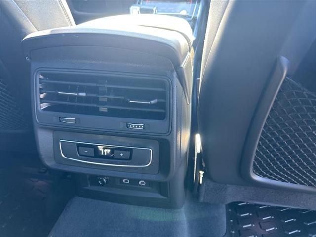 2025 Audi Q7 Premium 45 TFSI quattro Tiptronic