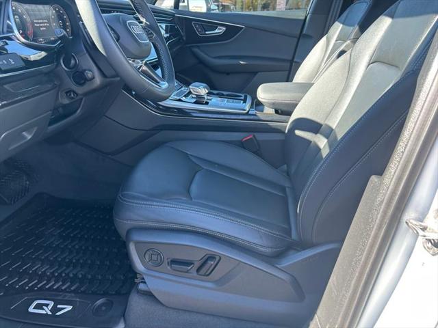 2025 Audi Q7 Premium 45 TFSI quattro Tiptronic