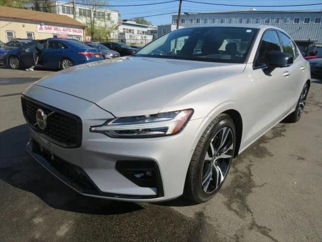 2024 Volvo S60 B5 Plus Dark Theme for sale in Yonkers, NY