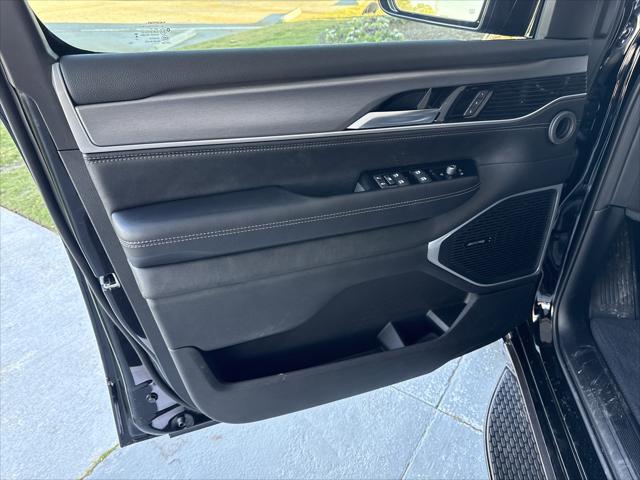 2026 Jeep Grand Wagoneer Limited Altitude 4x4
