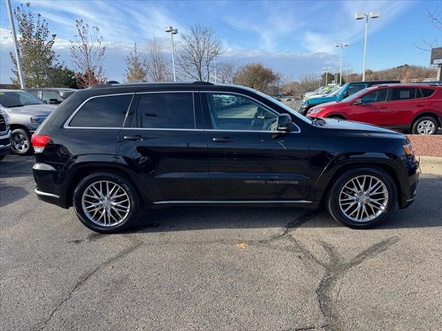 2017 Jeep Grand Cherokee Summit 4x4 2017 Jeep Grand Cherokee Summit 4x4