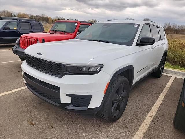 2023 Jeep Grand Cherokee L Altitude 4x4 2023 Jeep Grand Cherokee L Altitude 4x4