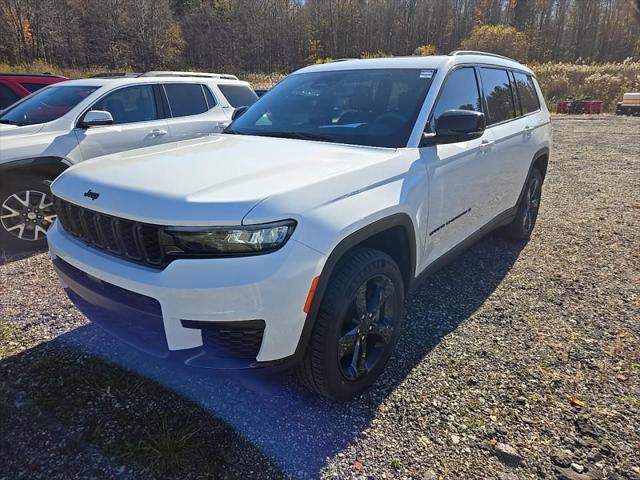 2023 Jeep Grand Cherokee L Altitude 4x4