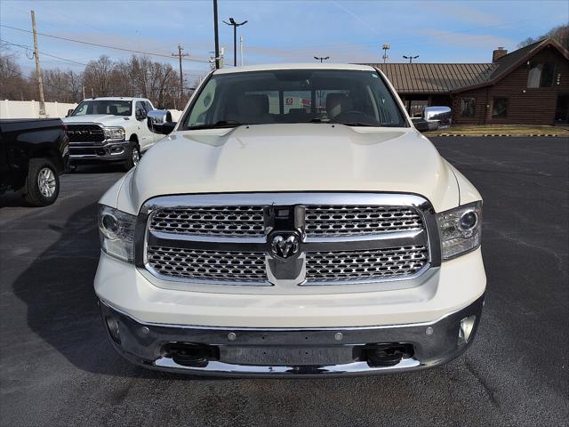 2018 RAM 1500 Laramie Crew Cab 4x4 57 Box
