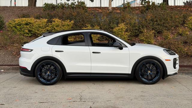 2024 Porsche Cayenne Coupe Turbo GT 2024 Porsche Cayenne Coupe Turbo GT