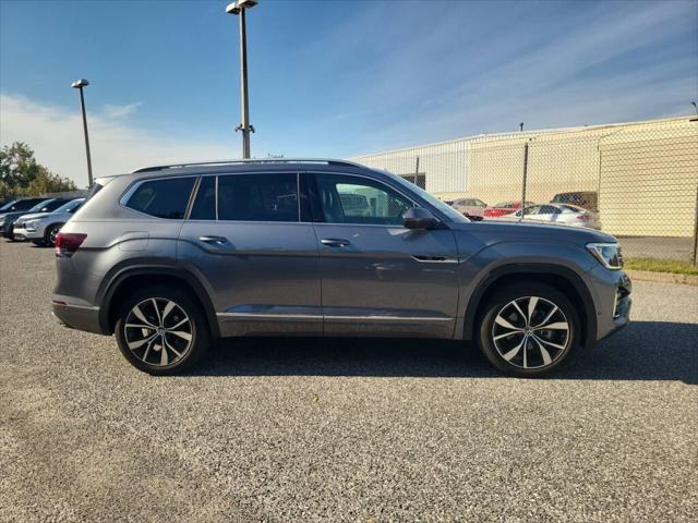 2024 Volkswagen Atlas 2.0T SEL Premium R-Line 2024 Volkswagen Atlas 2.0T SEL Premium R-Line