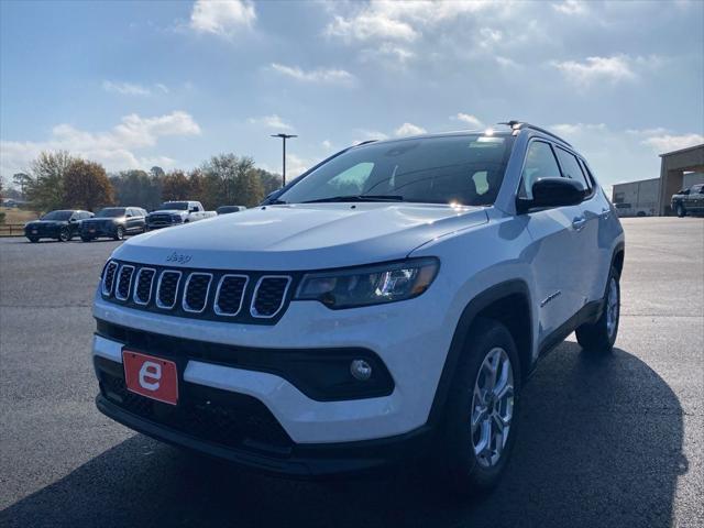 2026 Jeep Compass COMPASS LATITUDE 4X4