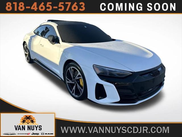 2022 Audi e-tron GT Premium Plus quattro