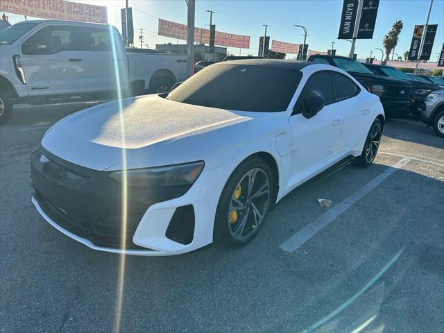 2022 Audi e-tron GT Premium Plus quattro