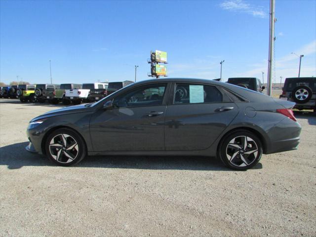 2023 Hyundai Elantra SEL 2023 Hyundai Elantra SEL