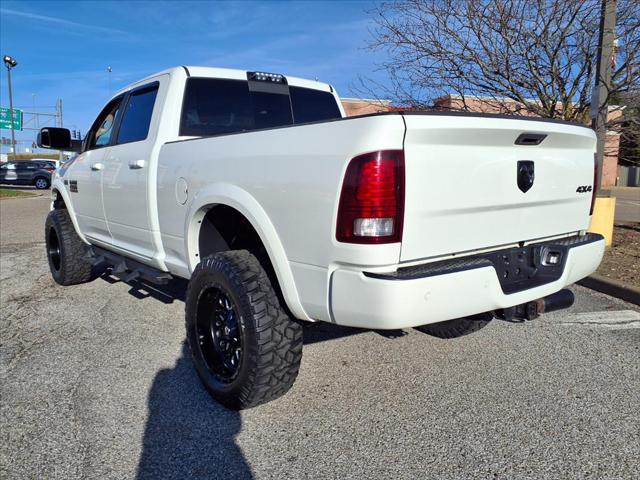 2017 RAM 2500 Laramie Crew Cab 4x4 64 Box 2017 RAM 2500 Laramie Crew Cab 4x4 64 Box