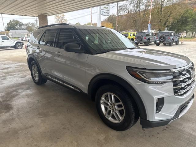 2025 Ford Explorer Active 2025 Ford Explorer Active