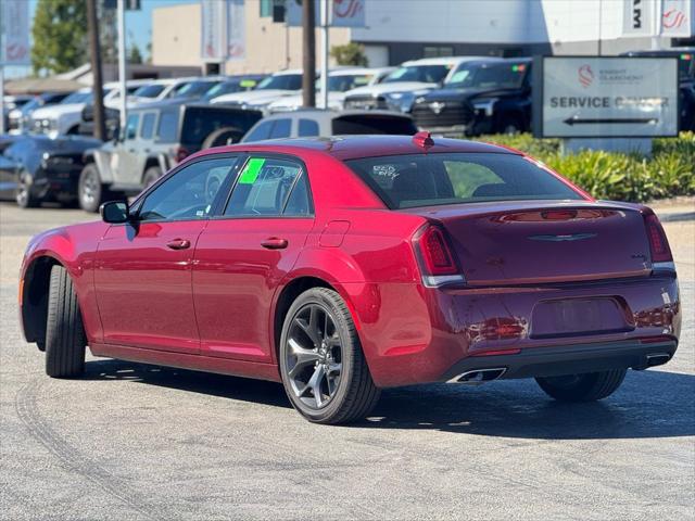 2023 Chrysler 300 300S