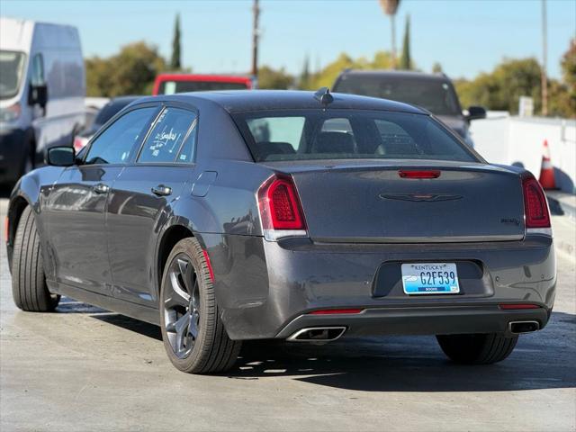 2023 Chrysler 300 300S 2023 Chrysler 300 300S