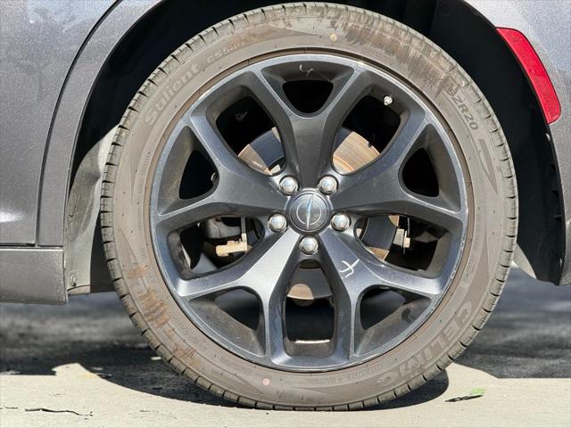 2023 Chrysler 300 300S 2023 Chrysler 300 300S