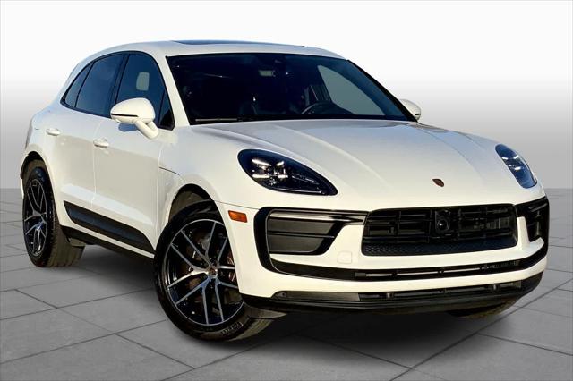 2023 Porsche Macan T
