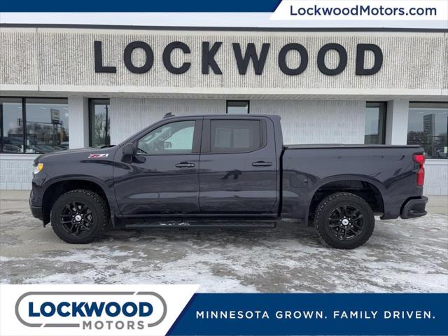 2022 Chevrolet Silverado 1500 4WD Crew Cab Short Bed RST