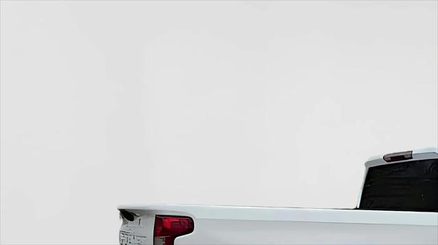 2026 Chevrolet Silverado 1500 2WD Crew Cab Short Bed Custom