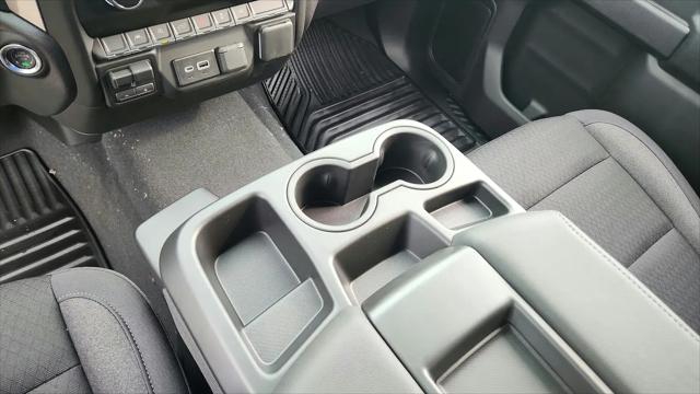 2026 Chevrolet Silverado 1500 2WD Crew Cab Short Bed Custom