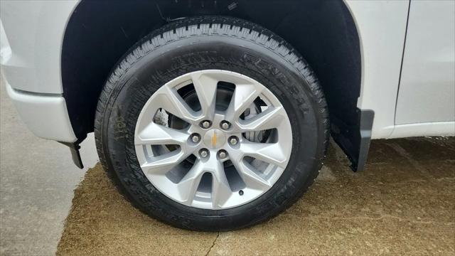 2026 Chevrolet Silverado 1500 2WD Crew Cab Short Bed Custom