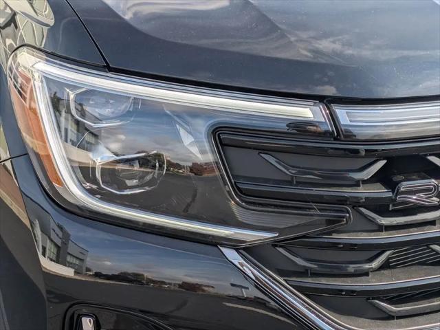 2026 Volkswagen Atlas Cross Sport SEL Premium R-Line